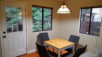 Beautiful spacious private bedroom (15 min bike to Stanford) 3