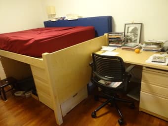 Room in 2-Bed Rains Apt - Females Only (Dec 24-end of January) 3