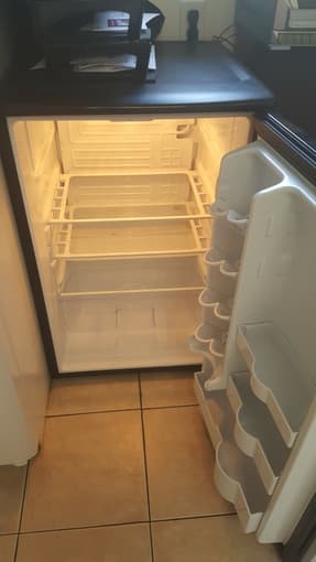 Danby Mini Fridge (menlo park) 2