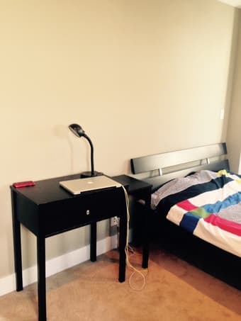 Bright, Clean, Quiet Room in House on College Terrace 3