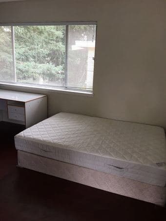 living room：$680 2