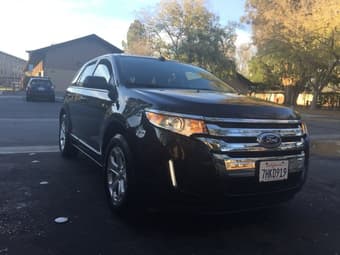 2013 Ford EDGE SEL Black 29k miles 1