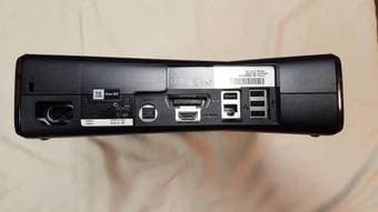 Xbox 360 S 4GB 2