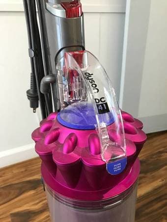 Like new Dyson vacuum cleaner DC41 upright animal Cinetic Big ball 1