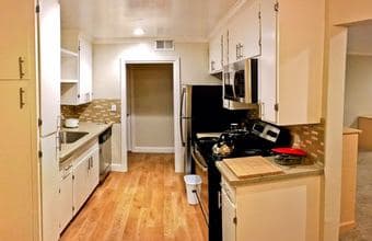 Mountain view 2bedroom 2 bathroom 中的 1bedroom with private bathroom 出租 2