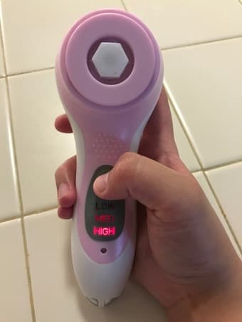 Conair Sonic Face Brush with 2 face brush 1 body brush 2