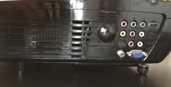 Projector & Screen 3
