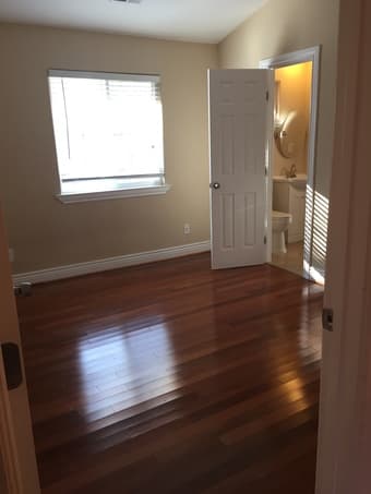 1B available in 4Br/3Ba House-VERY CLOSE TO STANFORD!! 3
