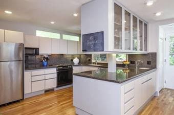 Two Spacious Bedrooms in Portola Valley 2