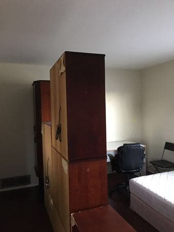 Living room：$680 2
