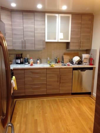 Modern, newly renovated 3-bedroom apartment 5- minute walk from 16th S 3