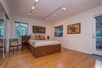 Private furnished bedroom close to downtown San Carlos 3