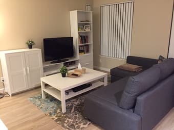 Private bed/bath in 2bd/2ba, San Mateo, looking for female roommate 2