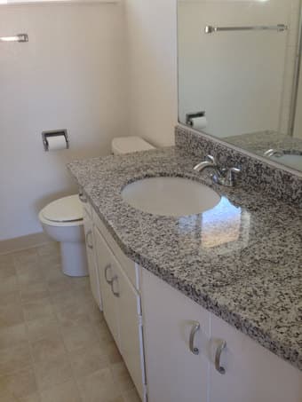 SPACIOUS SINGLE ROOM NEAR CAL AVE AVAILABLE FEB 1ST -  AUG 25TH 2017 3