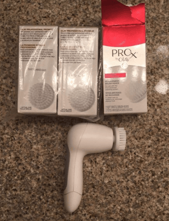 Olay ProX Advanced Cleansing System with 5 Brushes 1