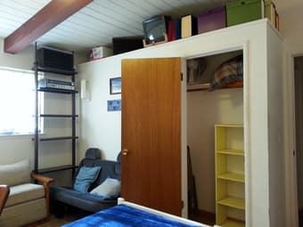 Room for Rent with personal bathroom, Short train ride from Stanford 3