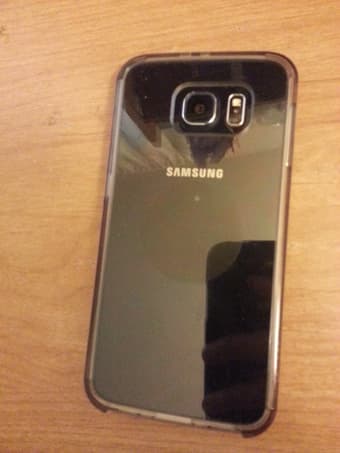 Samsung Galaxy S6 with 32GB Memory Cell Phone (Unlocked) 3