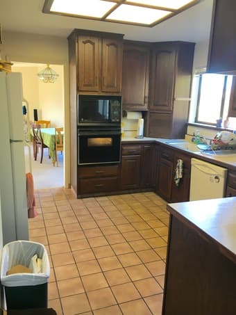 1 BR in 3BR in Belmont – $920/month Beautiful Area 2
