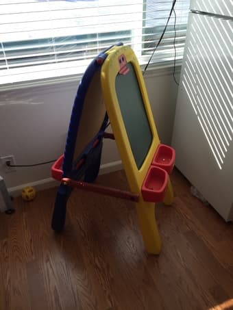 Crayola Magnetic Double-Sided Easel ($25) - $25 2