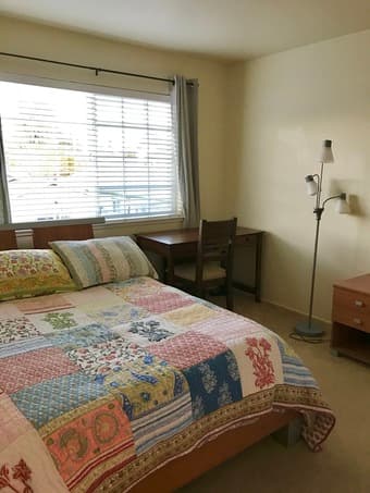 Looking for a roommate for 2 bed 1 bath apartment 2 blocks from SCU 2