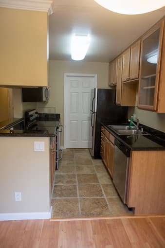 2br - 2B1B Sunnyvale 3min from Apple 2 Campus Cupertino School - $2850 2