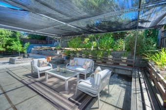Beautiful house with young professionals. 5 min driving to Stanford! 1