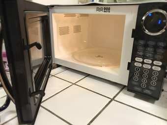Moving sale - microwave 2