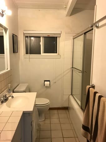 Room available now in Palo Alto 3