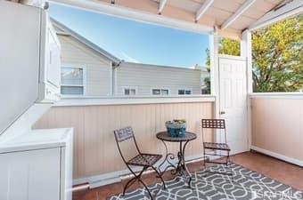 LARGE ROOM IN SUNNY GORGEOUS UPDATED VICTORIAN (NEAR DOLORES PARK) 2