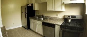 Sublet in Berkeley for March, April, May; 650 square feet! 2