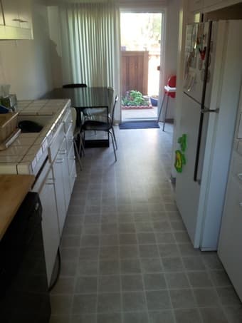 3 bedroom (whole apartment) -on-campus sublet available- 2/20-2/25 3