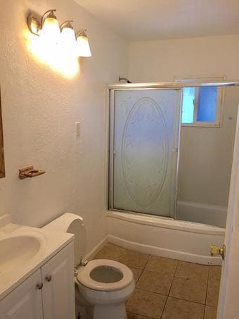 Large (200 SF) Bedroom in 3-Bdrm Shared House in Menlo Park :o) 3