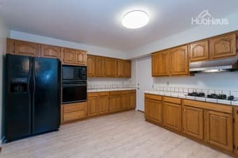 Private spacious room in beautiful house. 20 min Biking to Stanford! 3