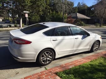 2014 Ford Fusion SE 47,500 miles 3
