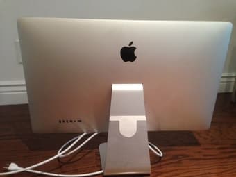 Thunderbolt Display - Like New 2