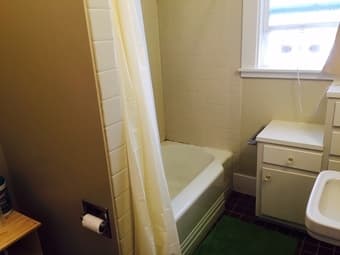 1B1B1LR furnished studio next to Stanford 2