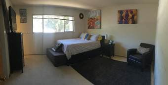 Master Bedroom in downtown Palo Alto, 3 blocks from Univ. Ave. 1