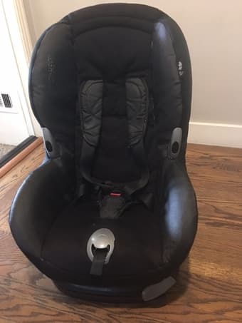 Maxi Cosi Car Seat 1