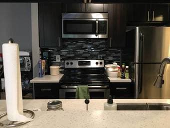 1 bedroom + 1 bathroom in Menlo Park 1