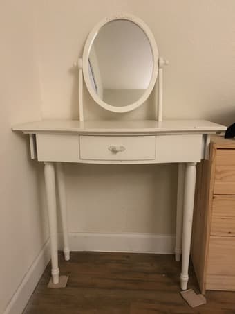 free furniture, pick up by yourself before March 2nd, Mountain view 2