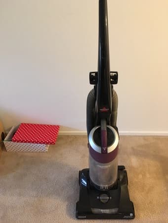 BISSELL vacuum 1