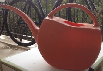 Watering can 1