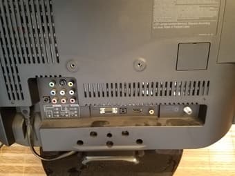 Sharp 19" LCD Screen with Built-in DVD player! 3