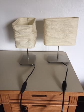 selling two table lamps in perfect condition 1
