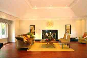 Sunlit Corner Room with Huge Closet & Lotsa Space in Mansion w/ Pool! 3