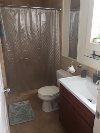 Mission, SF room available in a 3 bedroom/1 bathroom apartment 3