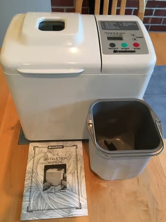 Breadman Bread Maker 1