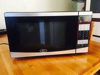 Microwave very good condition 1