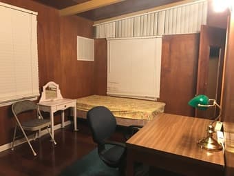 A Fully Furnished Master Bedroom at Palo Alto Available Now 3