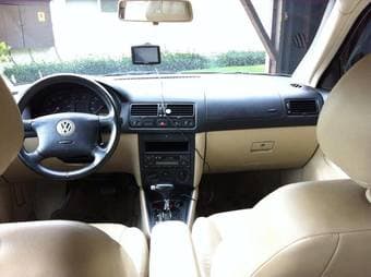2001 VW Jetta 2.0 black 3